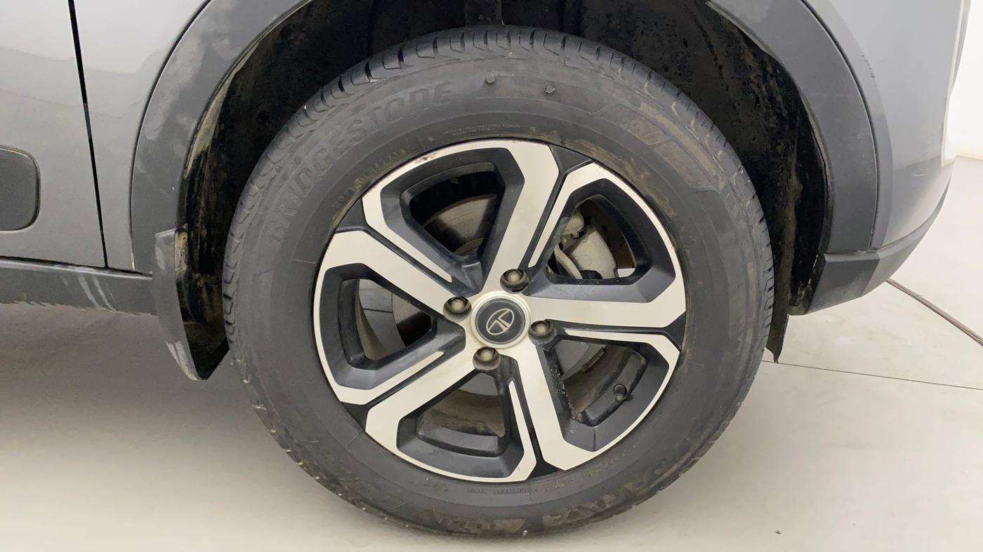 2021 Tata NEXON XZ PLUS PETROL, Petrol, Manual, 25,544 km, Right Front Wheel