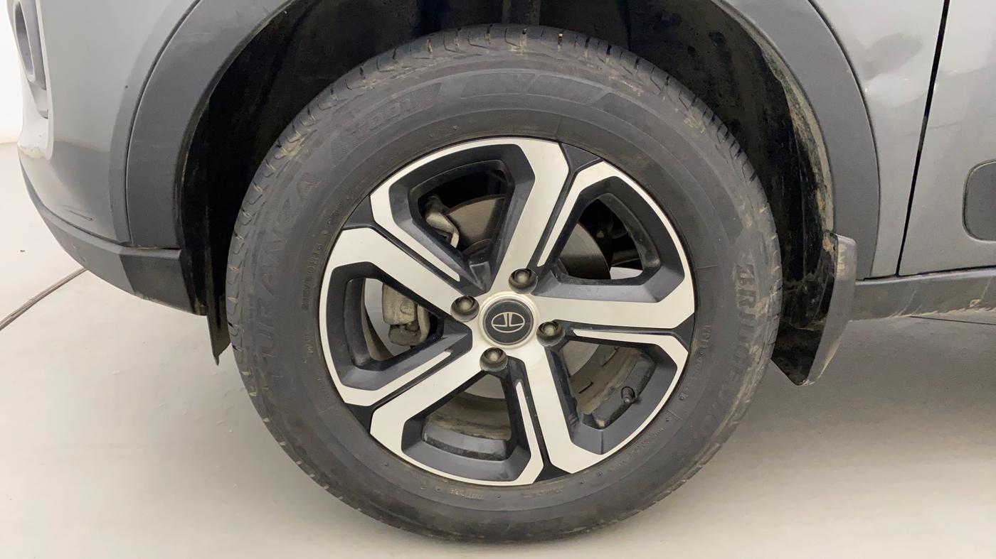 2021 Tata NEXON XZ PLUS PETROL, Petrol, Manual, 25,544 km, Left Front Wheel