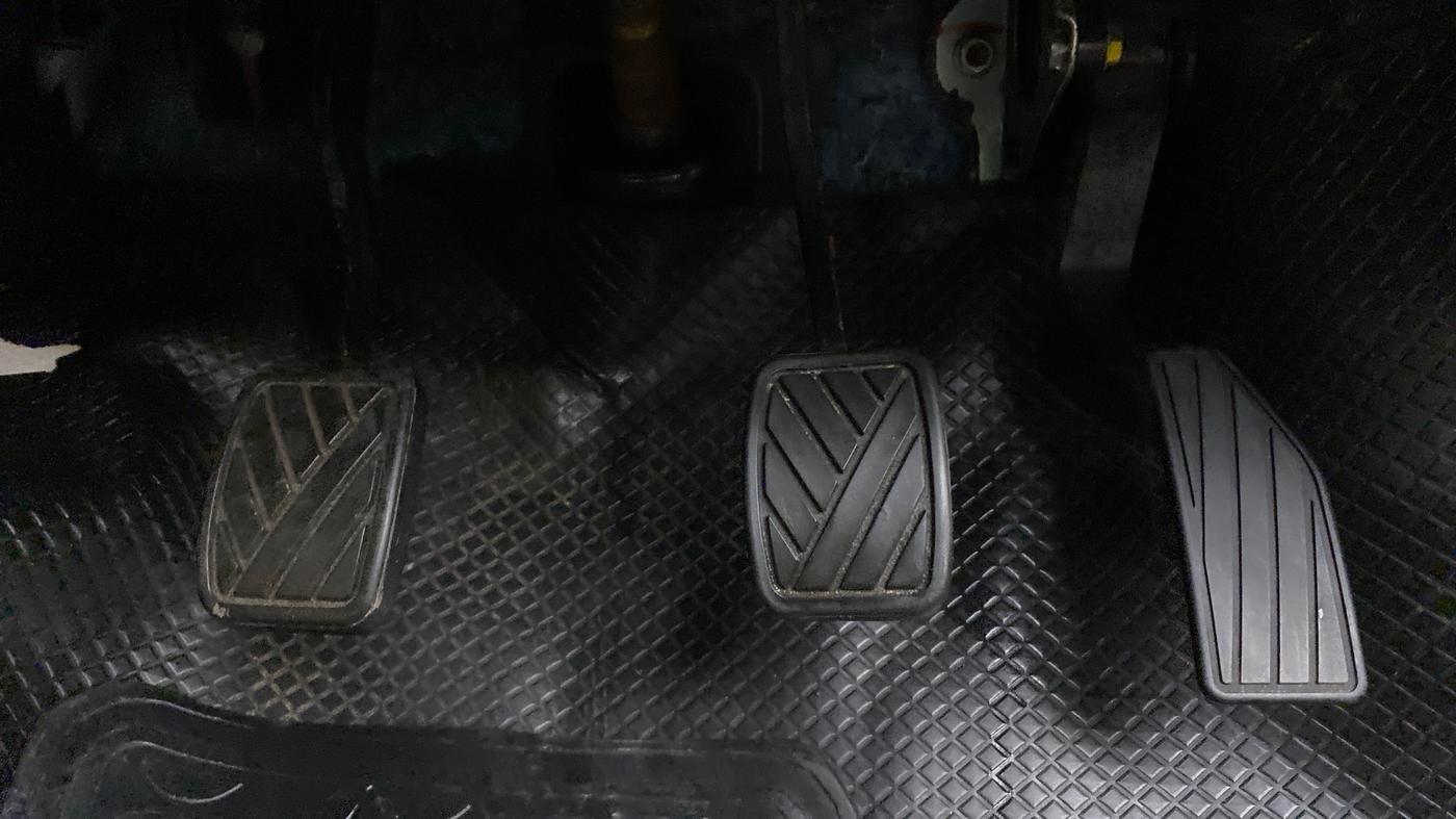 2018 Maruti Celerio VXI, Petrol, Manual, 16,837 km, Pedals