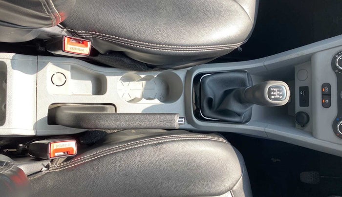 2022 Tata Tiago XT (O) PETROL, Petrol, Manual, 6,990 km, Gear Lever