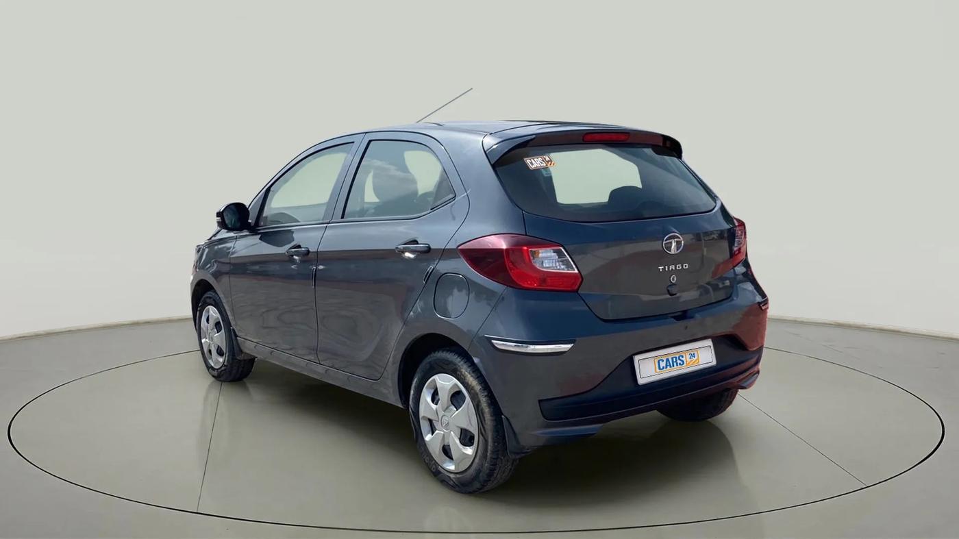 2022 Tata Tiago XT (O) PETROL, Petrol, Manual, 6,990 km, Left Back Diagonal