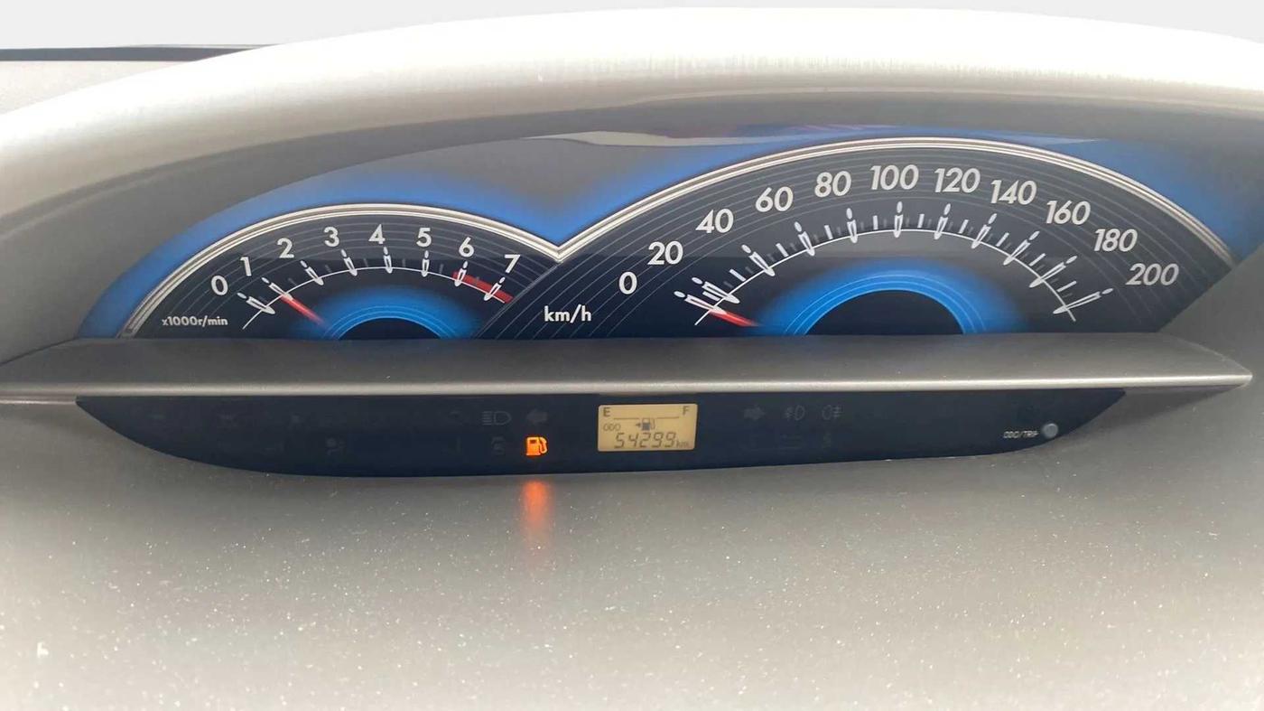 2014 Toyota Etios V, Petrol, Manual, 54,355 km, Odometer Image