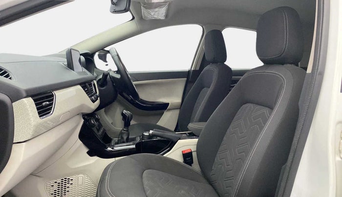 2020 Tata NEXON XZ PLUS PETROL, Petrol, Manual, 55,333 km, Right Side Front Door Cabin