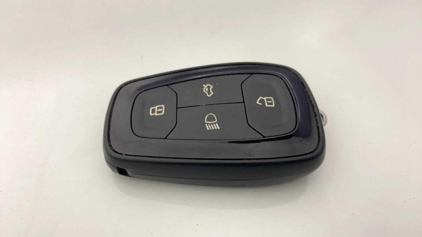 2020 Tata NEXON XZ PLUS PETROL, Petrol, Manual, 55,333 km, Key Close Up