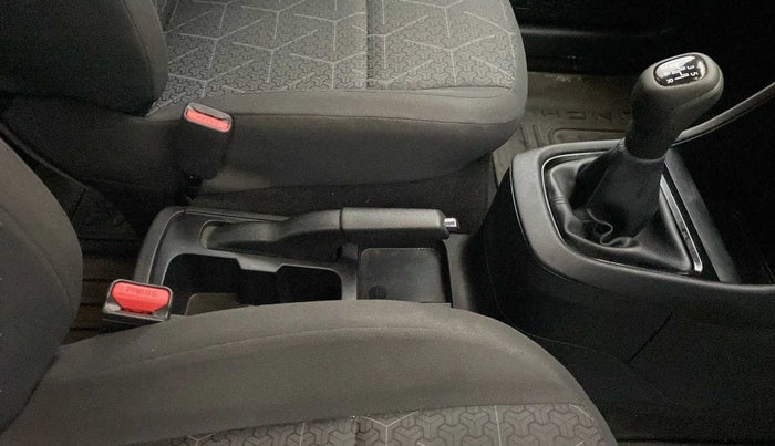 2022 Tata PUNCH ADVENTURE MT, Petrol, Manual, 15,901 km, Gear Lever