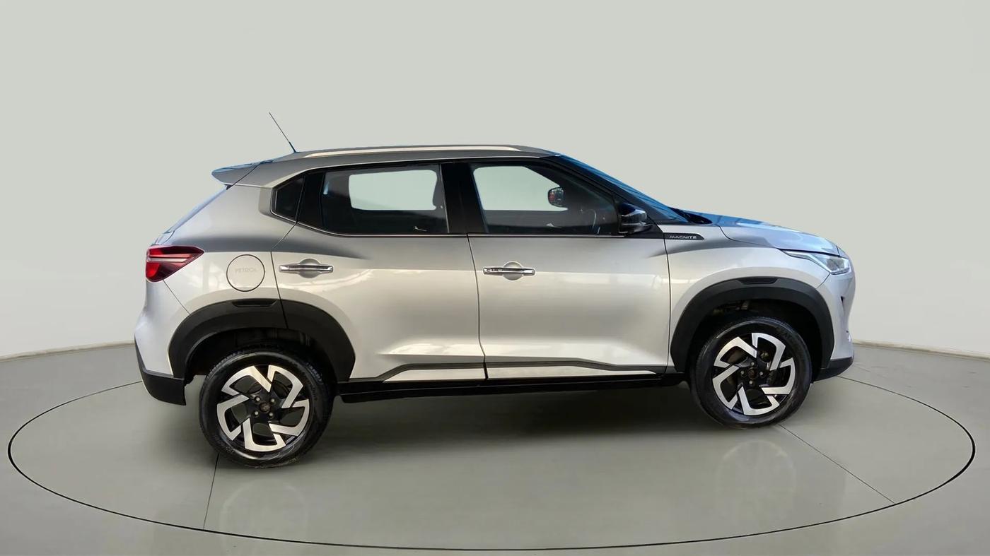 2020 Nissan MAGNITE XV PREMIUM TURBO (O), Petrol, Manual, 43,118 km, Right Side View