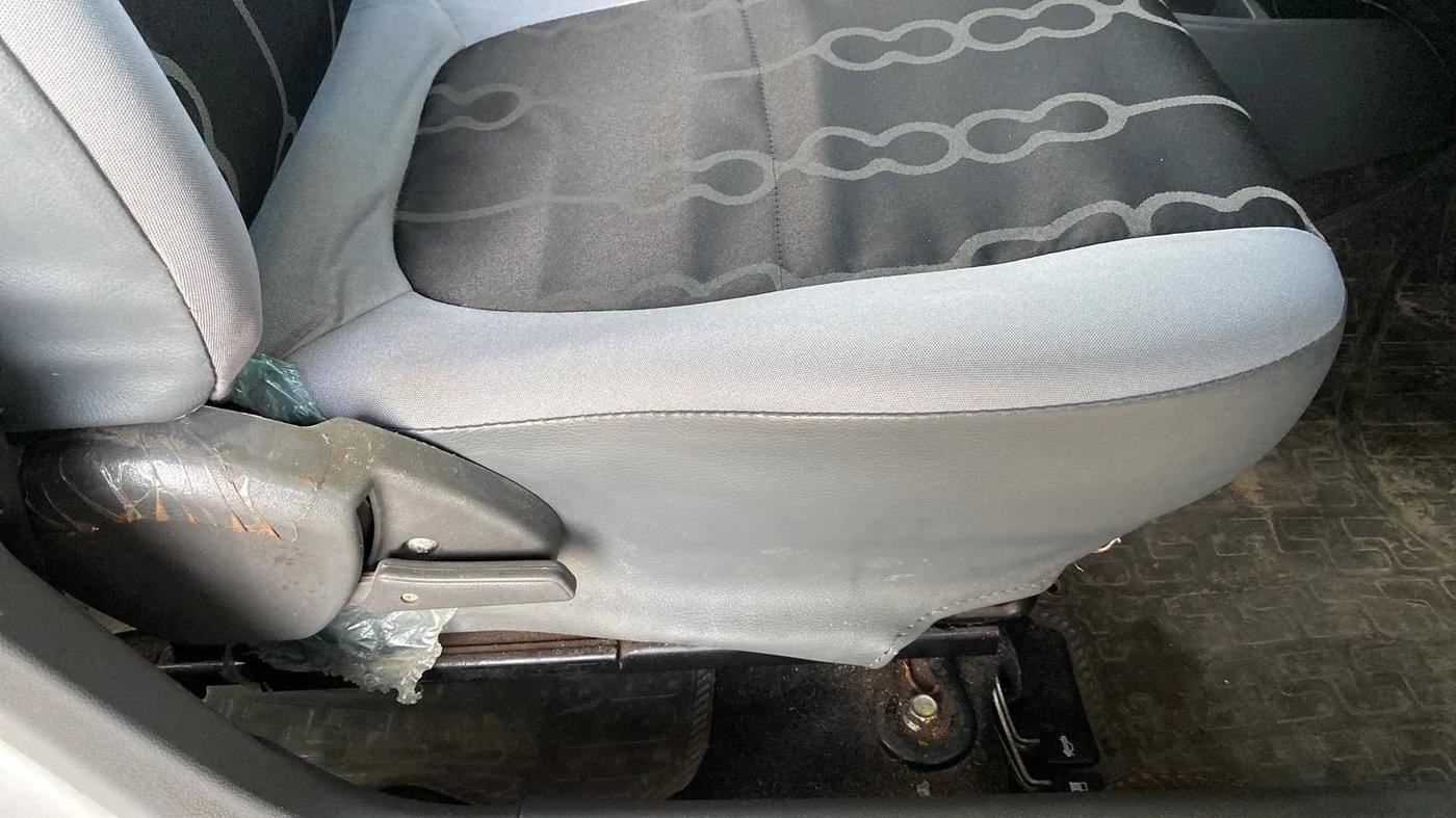 2016 Maruti Alto 800 LXI, Petrol, Manual, 61,639 km, Driver Side Adjustment Panel