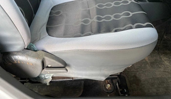 2016 Maruti Alto 800 LXI, Petrol, Manual, 61,639 km, Driver Side Adjustment Panel