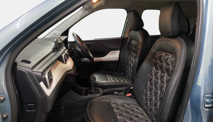 2023 Tata PUNCH ACCOMPLISHED AMT, Petrol, Automatic, 26,212 km, Right Side Front Door Cabin