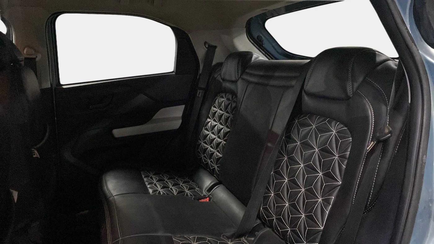 2023 Tata PUNCH ACCOMPLISHED AMT, Petrol, Automatic, 26,212 km, Right Side Rear Door Cabin