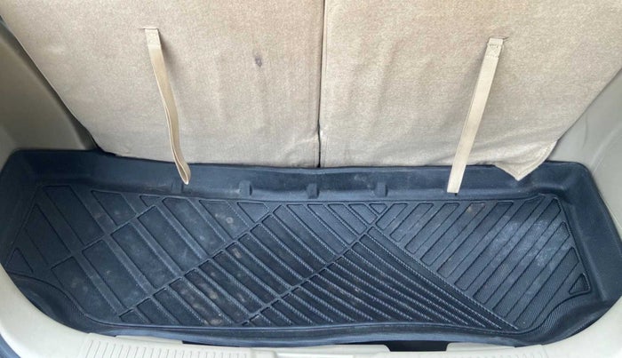 2021 Maruti Ertiga ZXI+ SHVS, Petrol, Manual, 45,969 km, Boot Inside