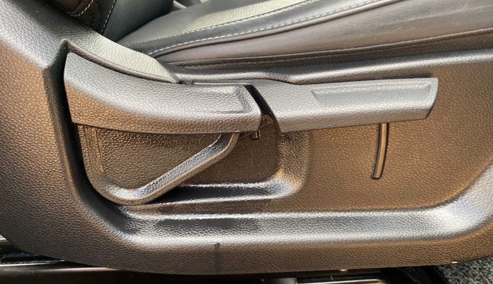 2022 KIA CARENS PRESTIGE PLUS 1.4 PETROL 7 STR, Petrol, Manual, 12,159 km, Driver Side Adjustment Panel