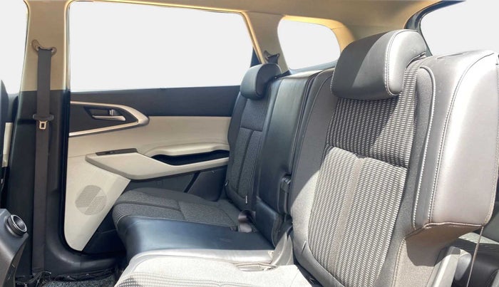 2022 KIA CARENS PRESTIGE PLUS 1.4 PETROL 7 STR, Petrol, Manual, 12,159 km, Right Side Rear Door Cabin