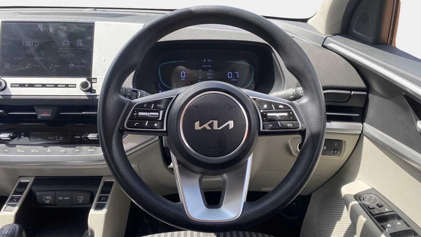 2022 KIA CARENS PRESTIGE PLUS 1.4 PETROL 7 STR, Petrol, Manual, 12,159 km, Steering Wheel Close Up