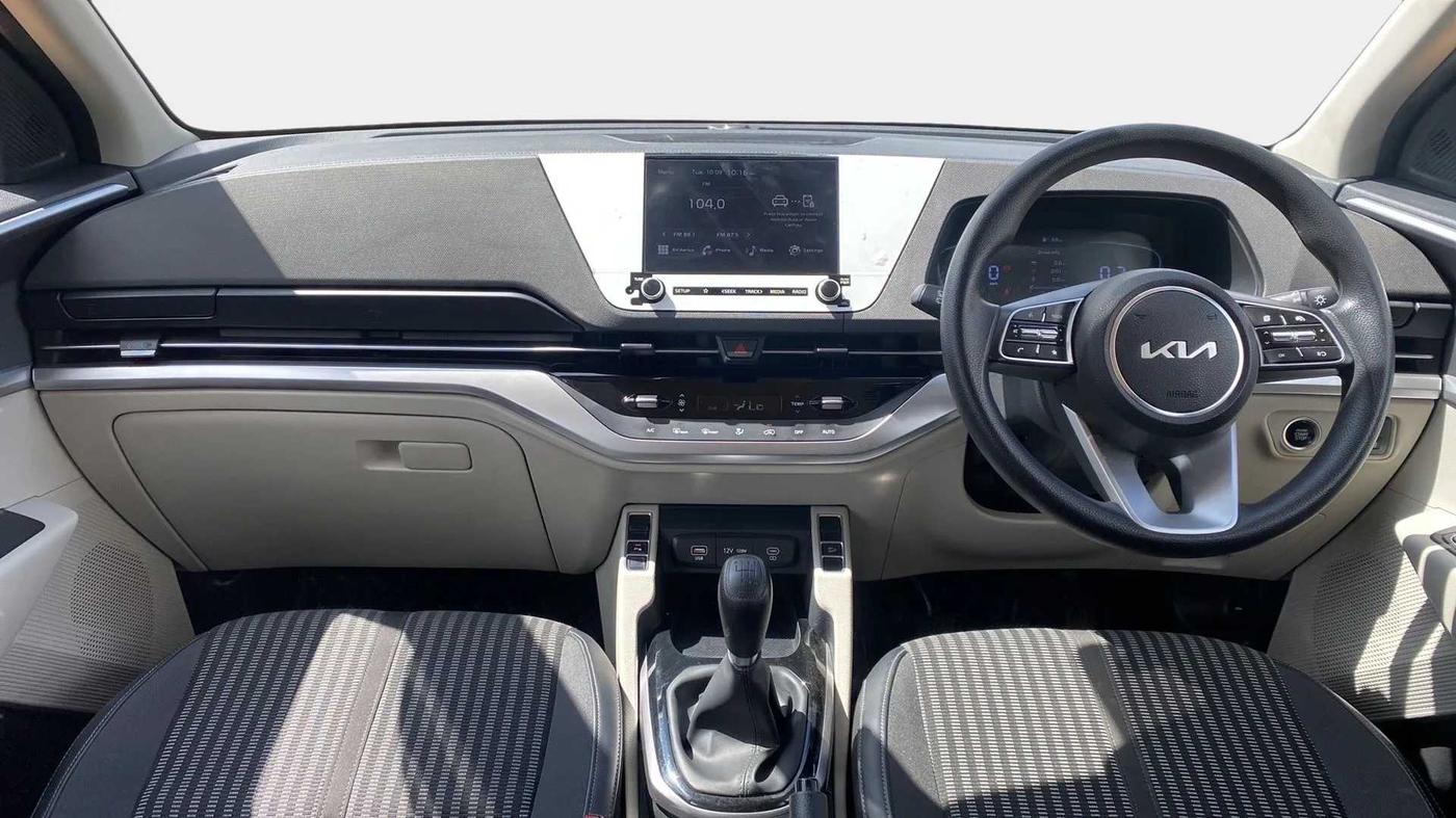 2022 KIA CARENS PRESTIGE PLUS 1.4 PETROL 7 STR, Petrol, Manual, 12,159 km, Dashboard
