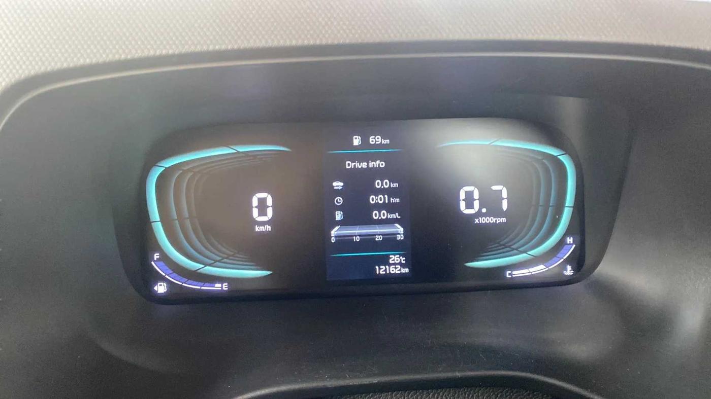 2022 KIA CARENS PRESTIGE PLUS 1.4 PETROL 7 STR, Petrol, Manual, 12,159 km, Odometer Image