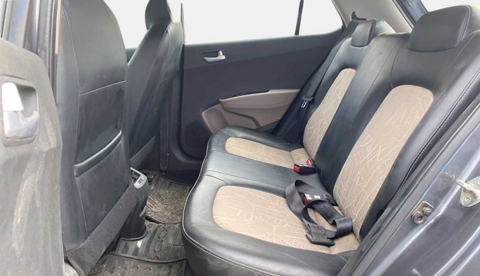 2020 Hyundai Grand i10 SPORTZ 1.2 KAPPA VTVT, Petrol, Manual, 42,758 km, Right Side Rear Door Cabin
