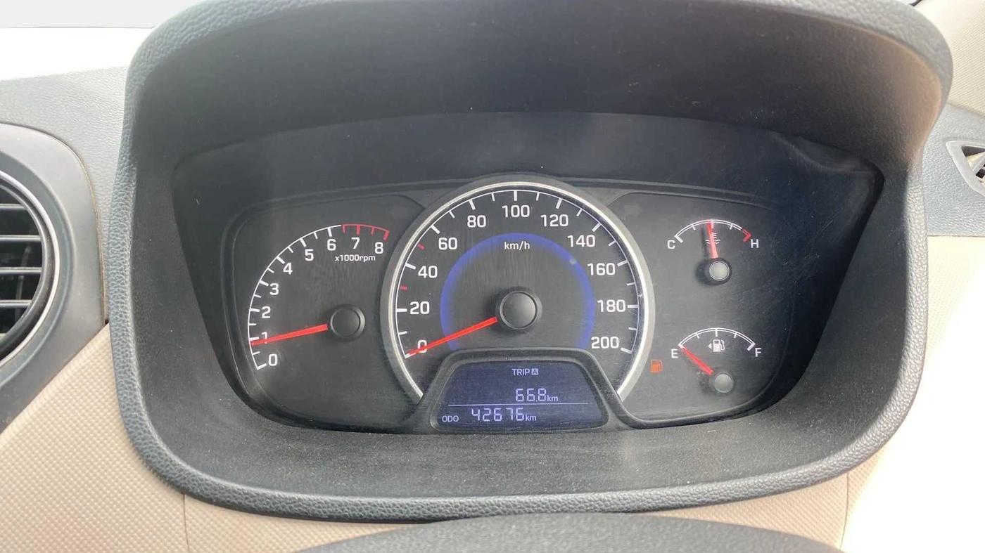 2020 Hyundai Grand i10 SPORTZ 1.2 KAPPA VTVT, Petrol, Manual, 42,758 km, Odometer Image