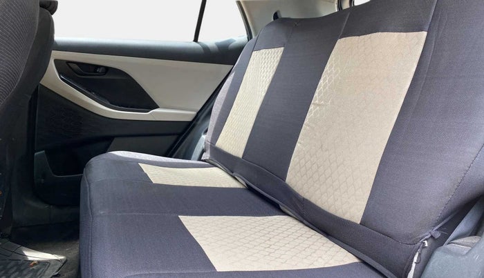 2020 Hyundai Creta E 1.5 PETROL, Petrol, Manual, 44,001 km, Right Side Rear Door Cabin