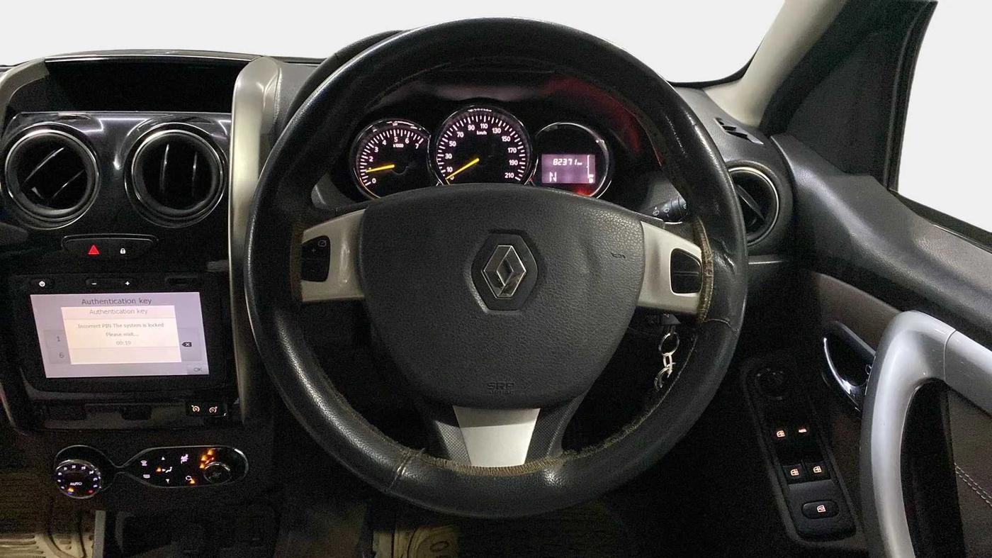 2016 Renault Duster 110 PS RXZ 4X2 AMT DIESEL, Diesel, Automatic, 82,628 km, Steering Wheel Close Up