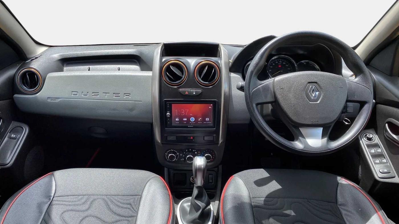 2017 Renault Duster RXS CVT, Petrol, Automatic, 27,930 km, Dashboard