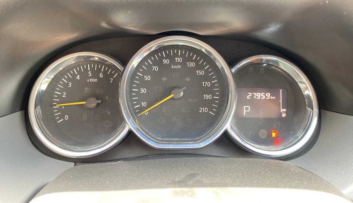 2017 Renault Duster RXS CVT, Petrol, Automatic, 27,930 km, Odometer Image