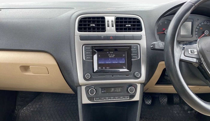2016 Volkswagen Ameo HIGHLINE1.2L, Petrol, Manual, 68,602 km, Air Conditioner