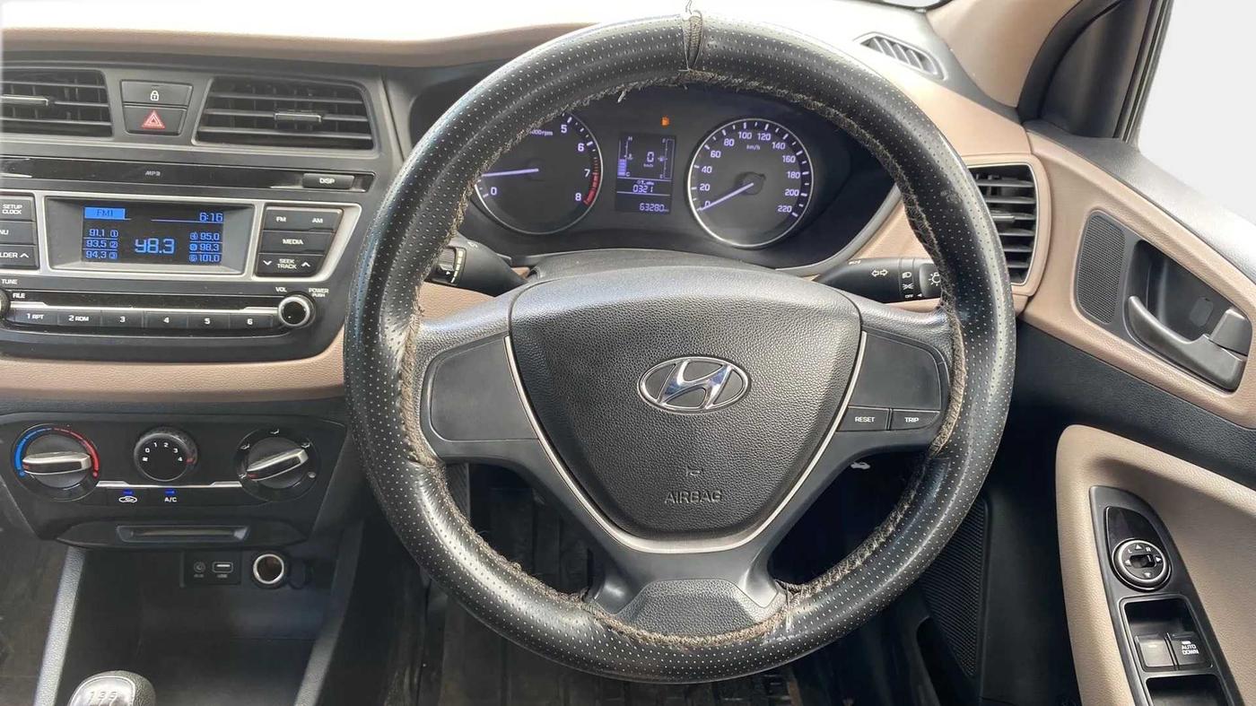 2017 Hyundai Elite i20 MAGNA EXECUTIVE 1.2, Petrol, Manual, 63,398 km, Steering Wheel Close Up