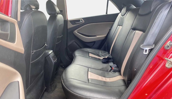 2017 Hyundai Elite i20 MAGNA EXECUTIVE 1.2, Petrol, Manual, 63,398 km, Right Side Rear Door Cabin