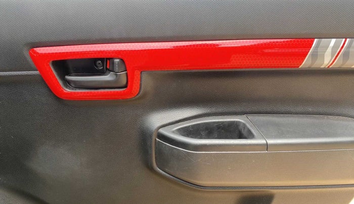 2022 Maruti S PRESSO VXI+, Petrol, Manual, 23,526 km, Driver Side Door Panels Control