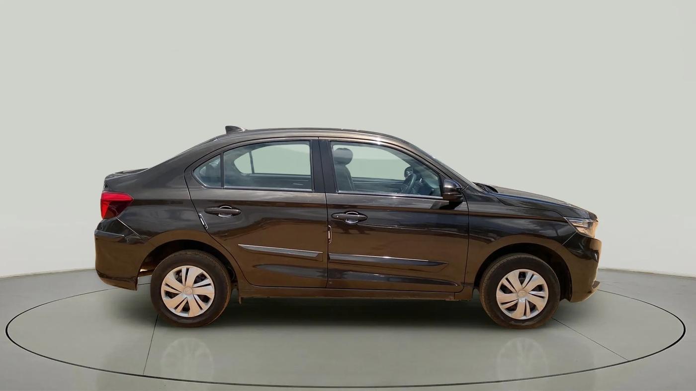 2023 Honda Amaze 1.2L I-VTEC S, Petrol, Manual, 14,509 km, Right Side View