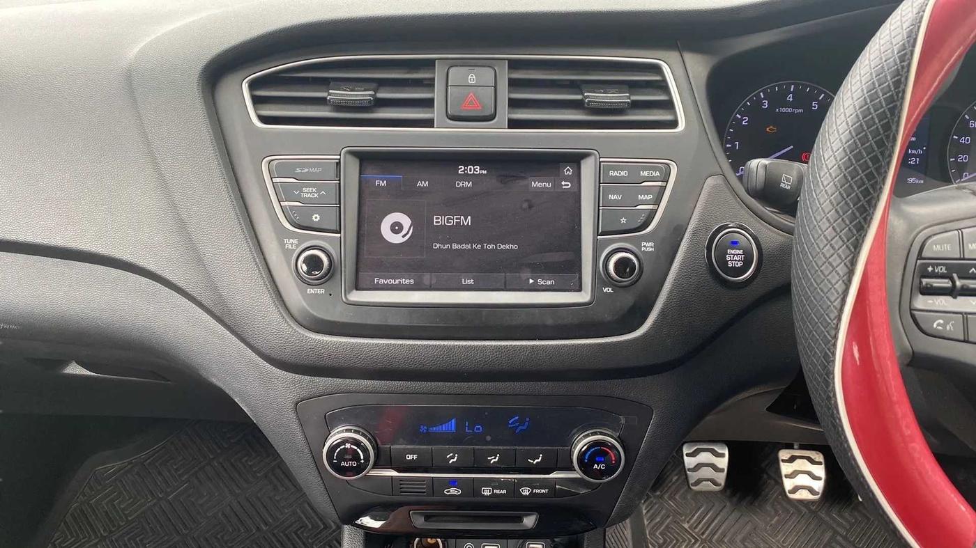 2019 Hyundai i20 Active 1.2 SX, Petrol, Manual, 28,275 km, Air Conditioner
