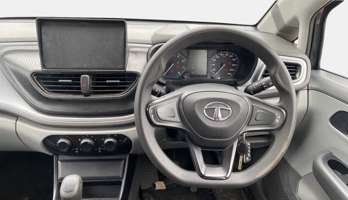 2020 Tata ALTROZ XE PETROL, Petrol, Manual, 59,254 km, Steering Wheel Close Up