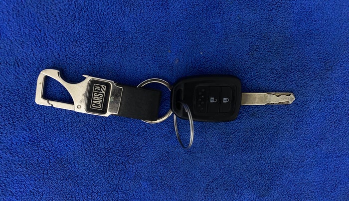 2023 Honda Amaze 1.2L I-VTEC S, Petrol, Manual, 4,845 km, Key Close Up