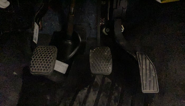 2022 Maruti Alto VXI, Petrol, Manual, 6,111 km, Pedals