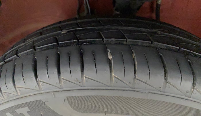 2022 Maruti Alto VXI, Petrol, Manual, 6,111 km, Left Front Tyre Tread