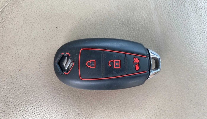 2017 Maruti Ciaz ALPHA 1.4 PETROL, Petrol, Manual, 91,883 km, Key Close Up