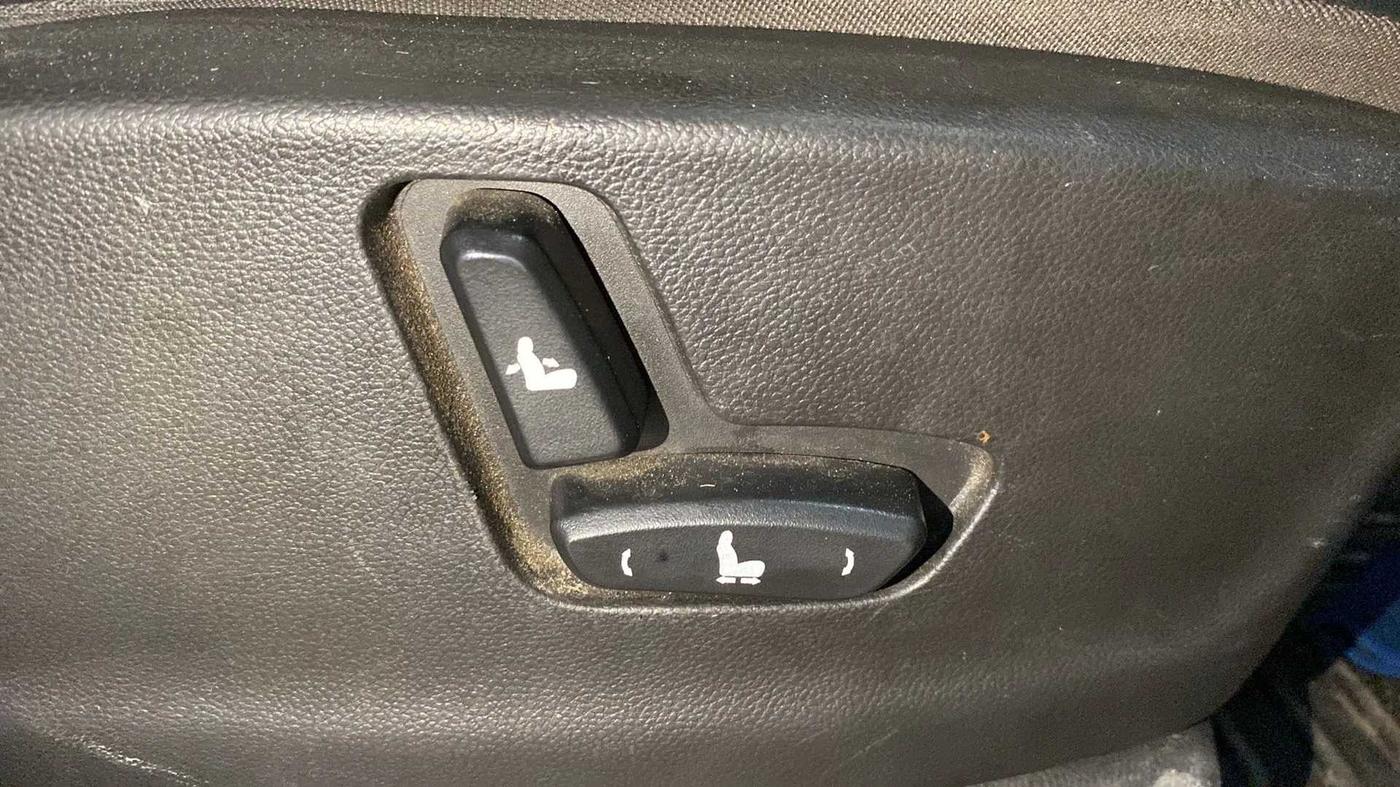 2021 MG HECTOR SHARP HYBRID 1.5 PETROL, Petrol, Manual, 36,675 km, Driver Side Adjustment Panel