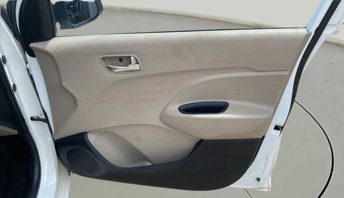 2018 Hyundai NEW SANTRO SPORTZ AMT, Petrol, Automatic, 10,294 km, Driver Side Door Panels Control