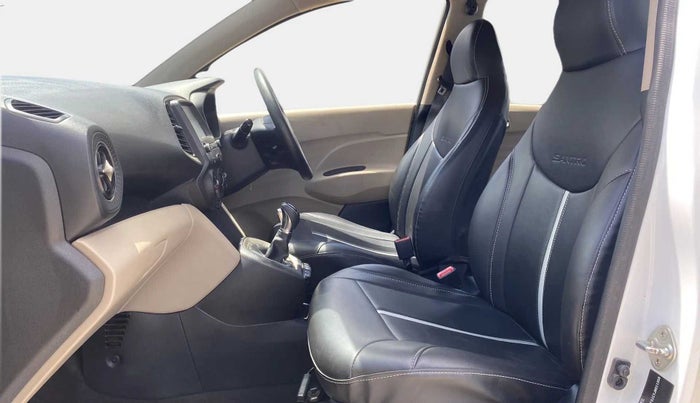 2018 Hyundai NEW SANTRO SPORTZ AMT, Petrol, Automatic, 10,294 km, Right Side Front Door Cabin