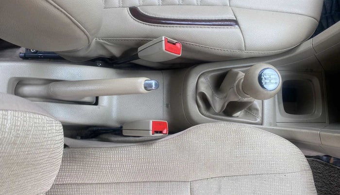 2016 Maruti Swift Dzire VXI, Petrol, Manual, 54,494 km, Gear Lever