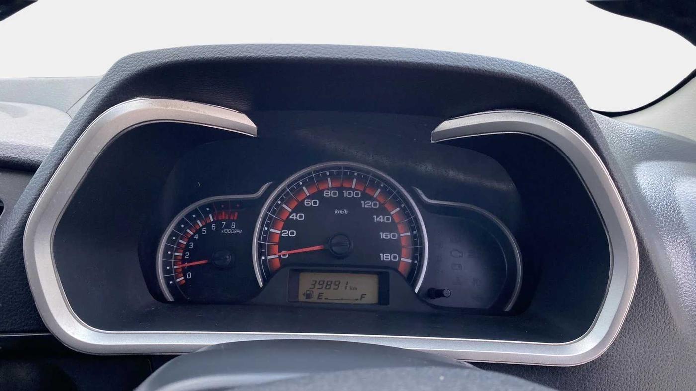 2016 Maruti Alto K10 VXI, Petrol, Manual, 39,961 km, Odometer Image