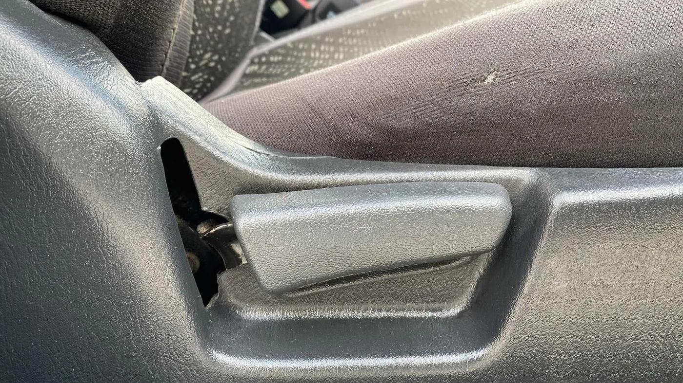 2016 Maruti Alto K10 VXI, Petrol, Manual, 39,961 km, Driver Side Adjustment Panel