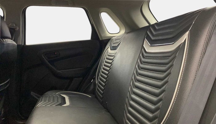 2020 Maruti Vitara Brezza LXI, Petrol, Manual, 48,722 km, Right Side Rear Door Cabin