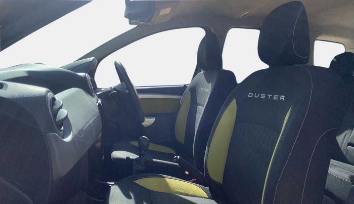 2014 Renault Duster 110 PS RXL ADVENTURE, Diesel, Manual, 62,481 km, Right Side Front Door Cabin