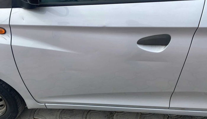 2013 Hyundai Eon ERA +, Petrol, Manual, 89,020 km, Front passenger door - Slightly dented