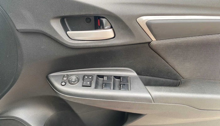 2017 Honda WR-V 1.2L I-VTEC VX MT, Petrol, Manual, 46,101 km, Driver Side Door Panels Control