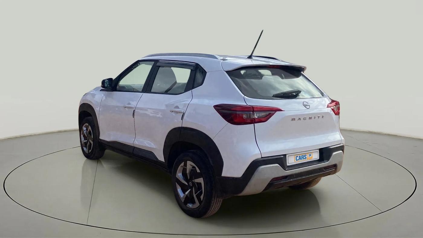 2021 Nissan MAGNITE XL, Petrol, Manual, 27,578 km, Left Back Diagonal