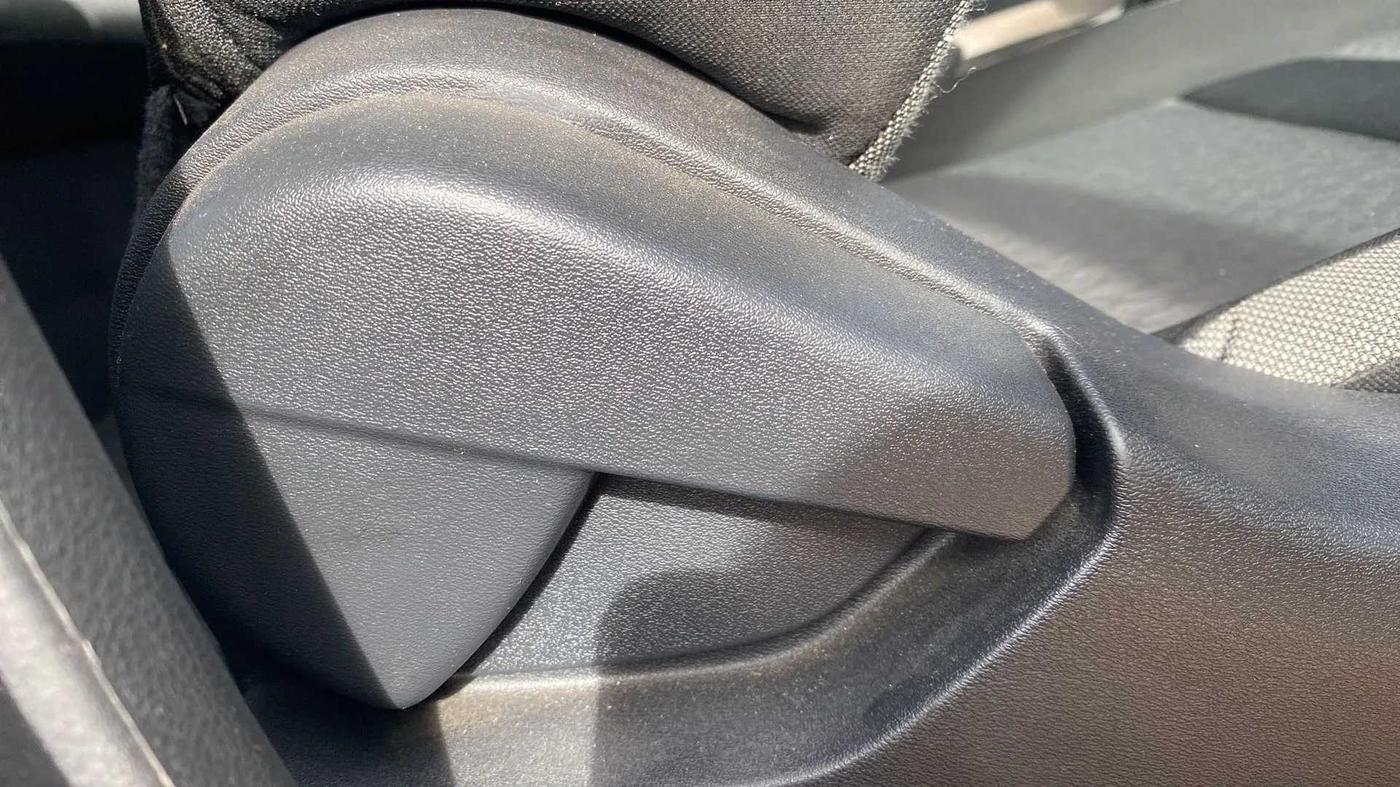 2021 Nissan MAGNITE XL, Petrol, Manual, 27,578 km, Driver Side Adjustment Panel