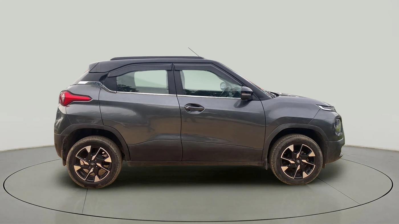 2022 Tata PUNCH CREATIVE  MT, Petrol, Manual, 43,093 km, Right Side View